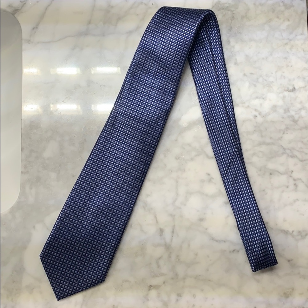Barney’s New York tie